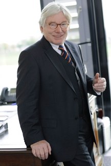 Portrait of Prof. Dr. F. Christian Genzow